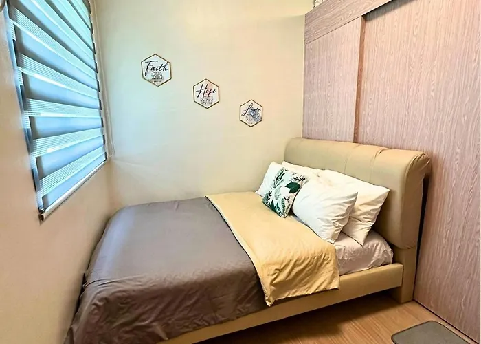 Apartahotel Shia Staycation Trees Residences